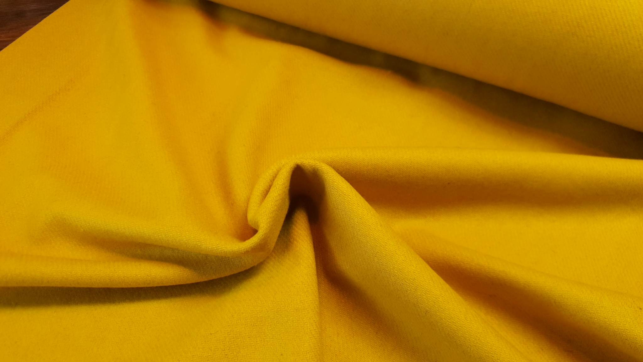 SIGRID medium wool twill- golden yellow 36