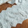 Embroidered cotton lace 18cm- white