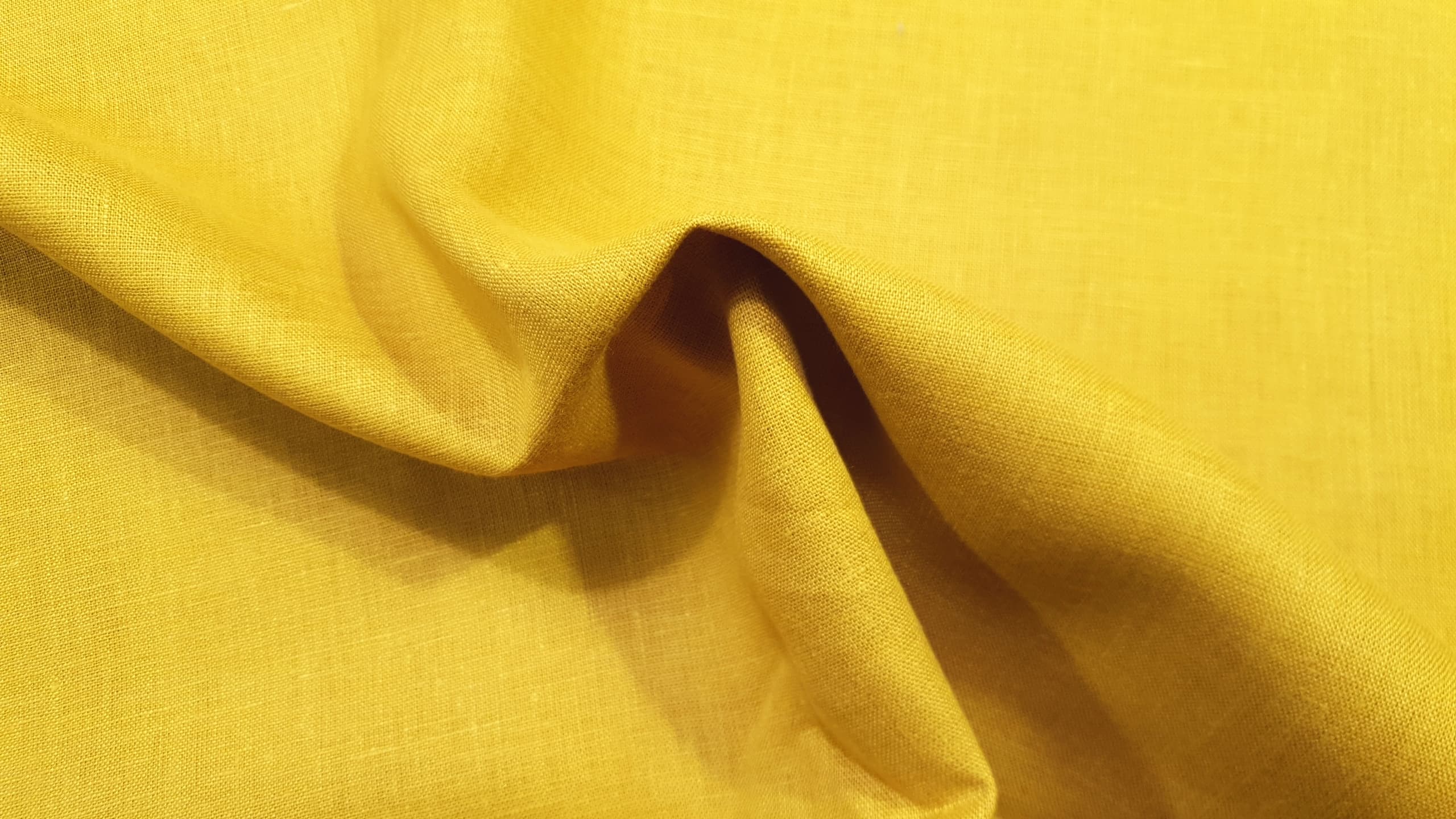 Medium prewashed linen 185g-sun yellow