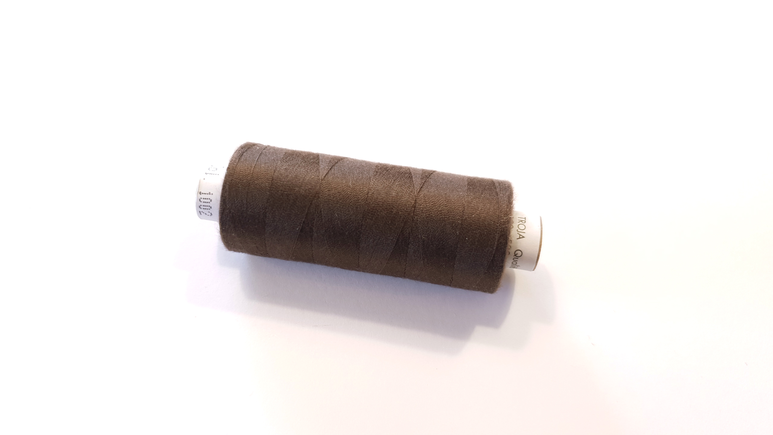 Sewing thread 500m- dark brown 1002