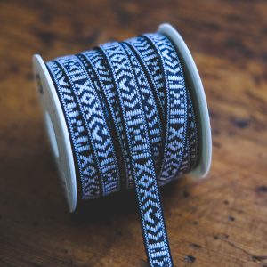 Traditional Swedish ribbon 10mm- white black