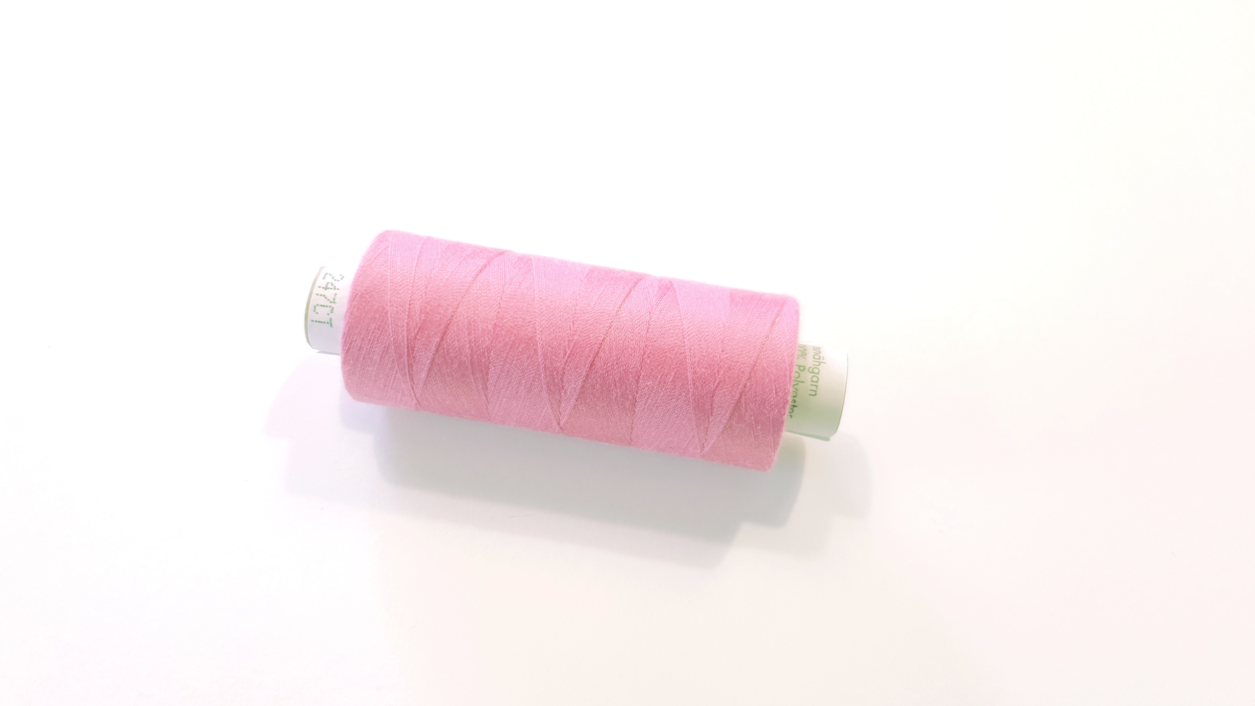 Sewing thread 500m- baby pink 1063
