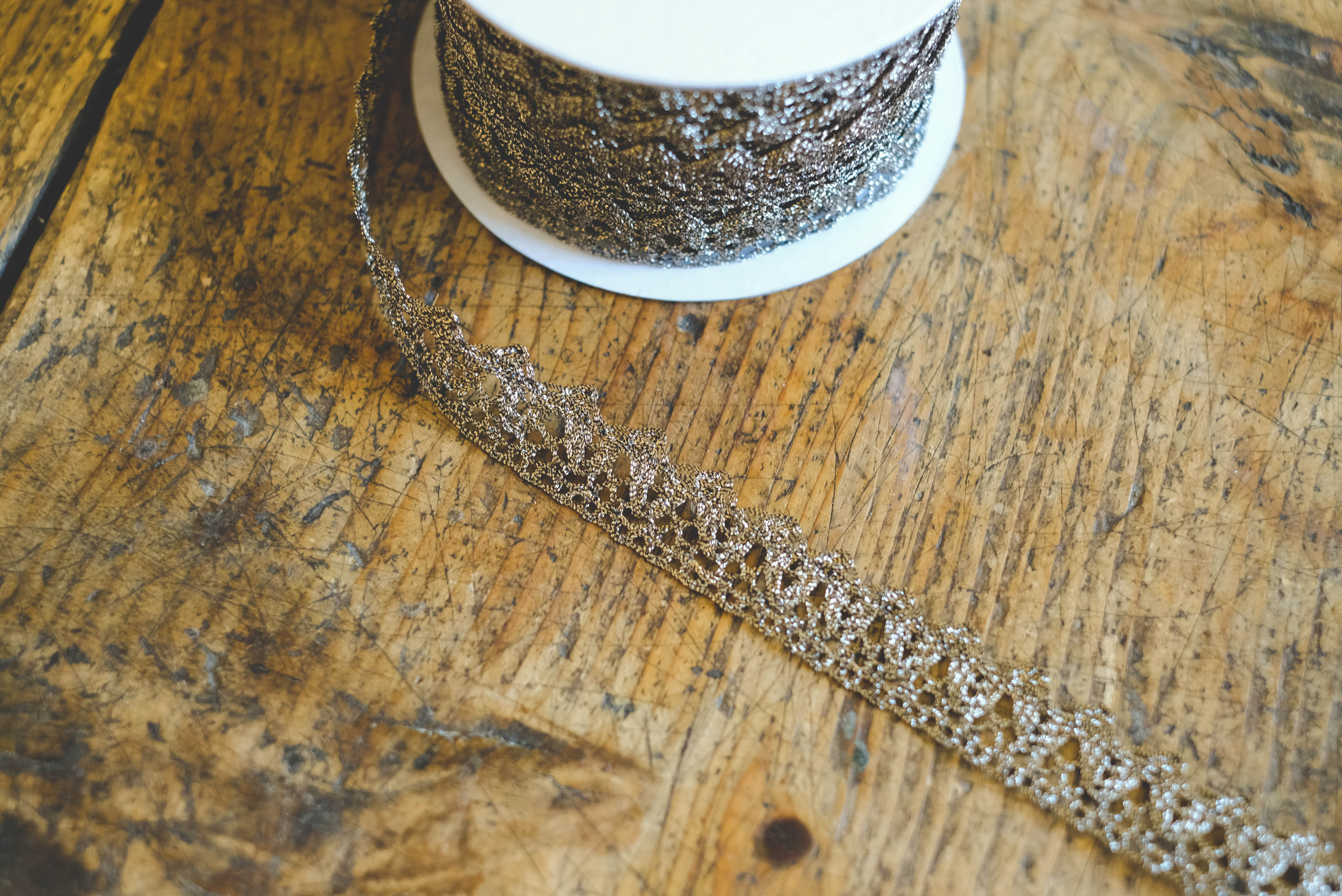Metallic bobin lace 1,8cm- antique