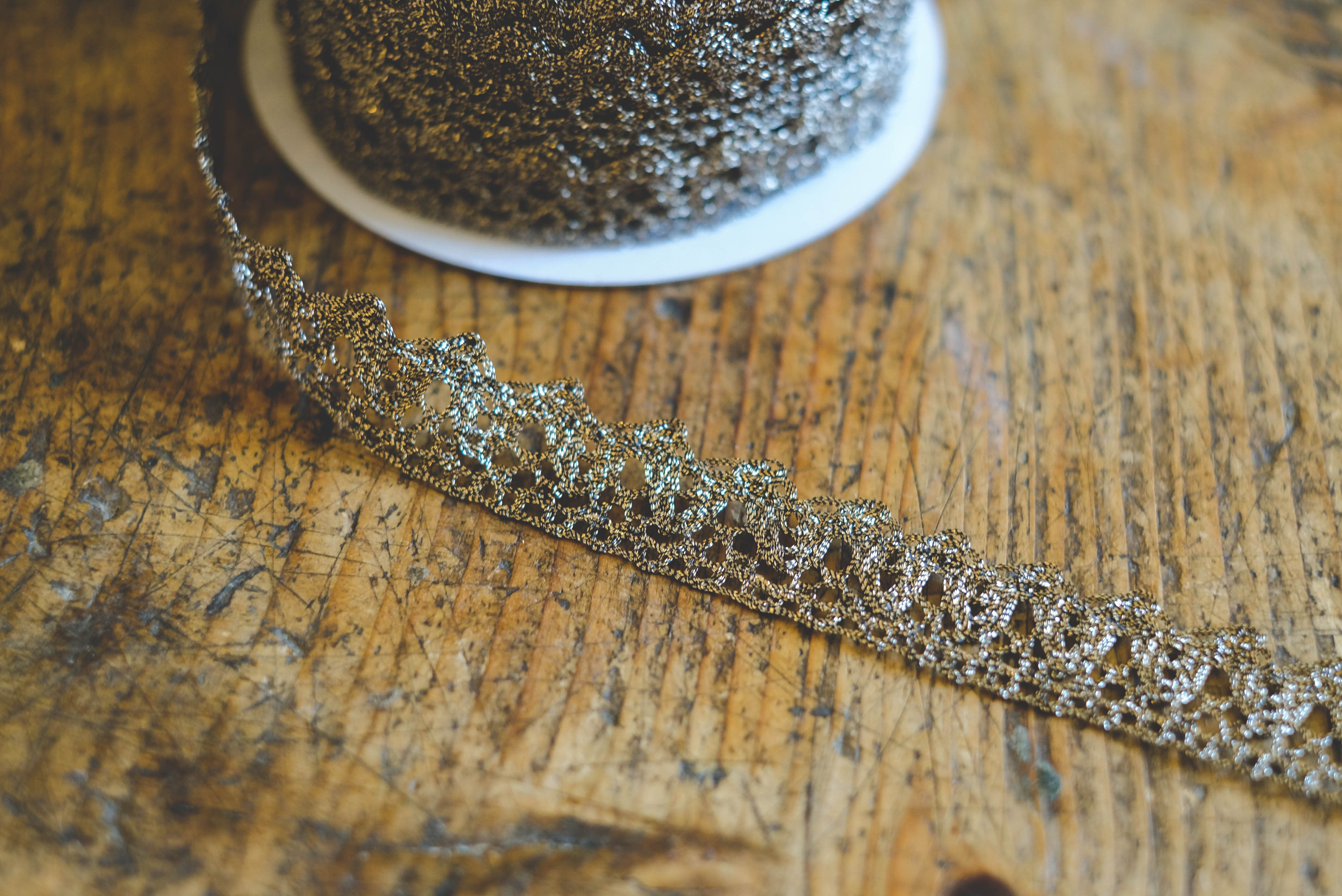 Metallic bobin lace 1,8cm- antique