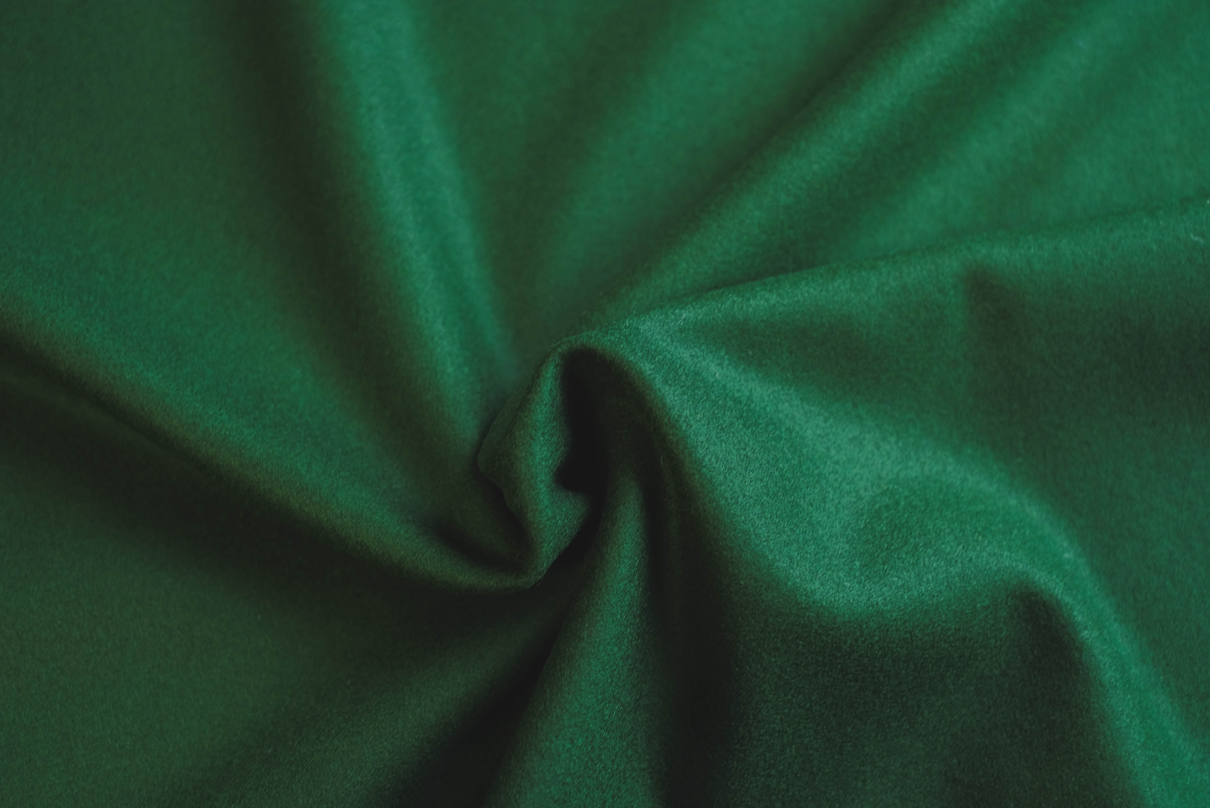 German THIN wool - dark green 42555