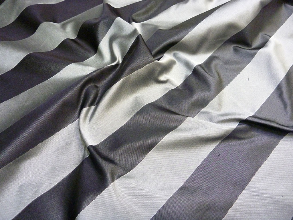 Stripe-black white 21