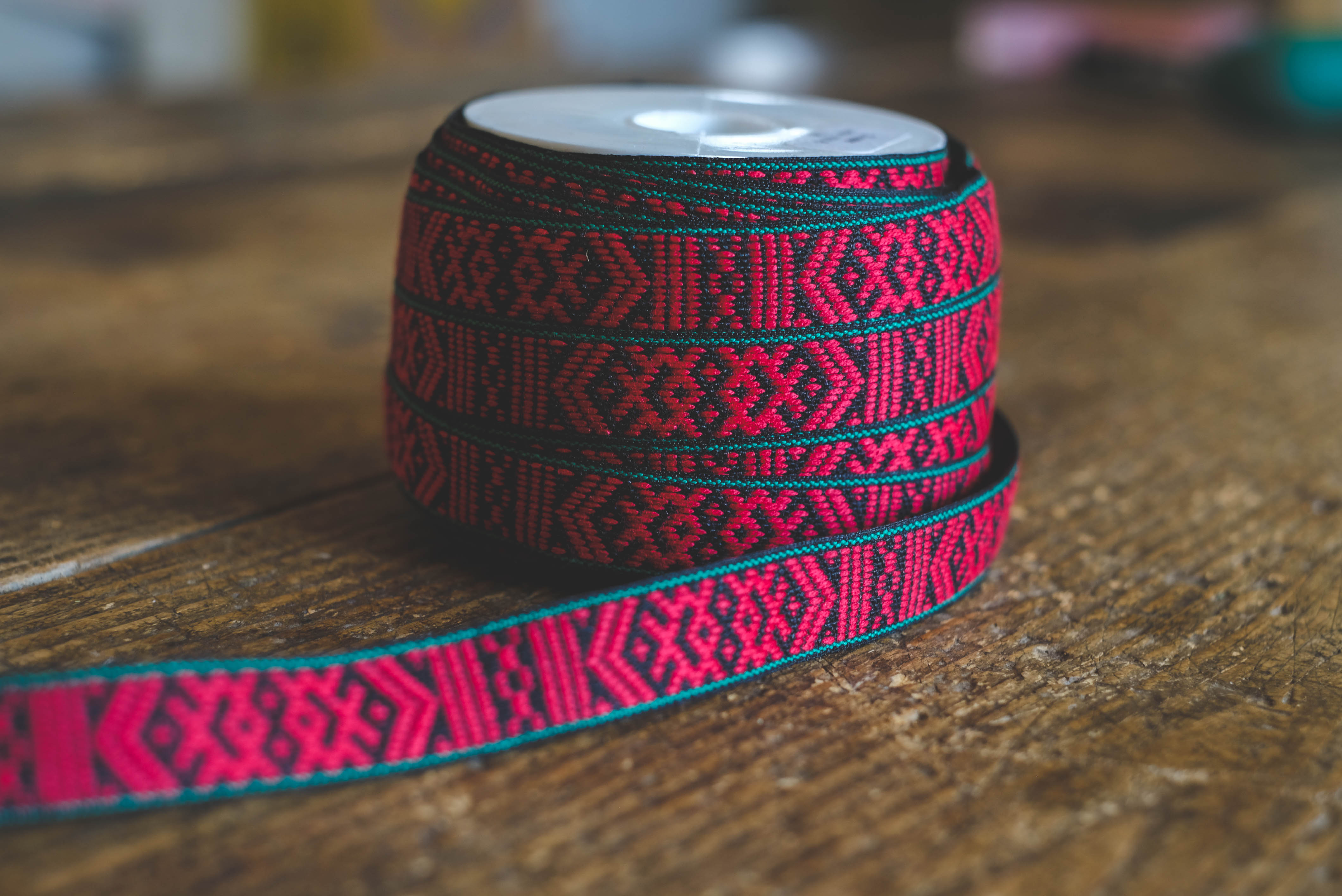 Traditional Swedish ribbon 14mm- red green black