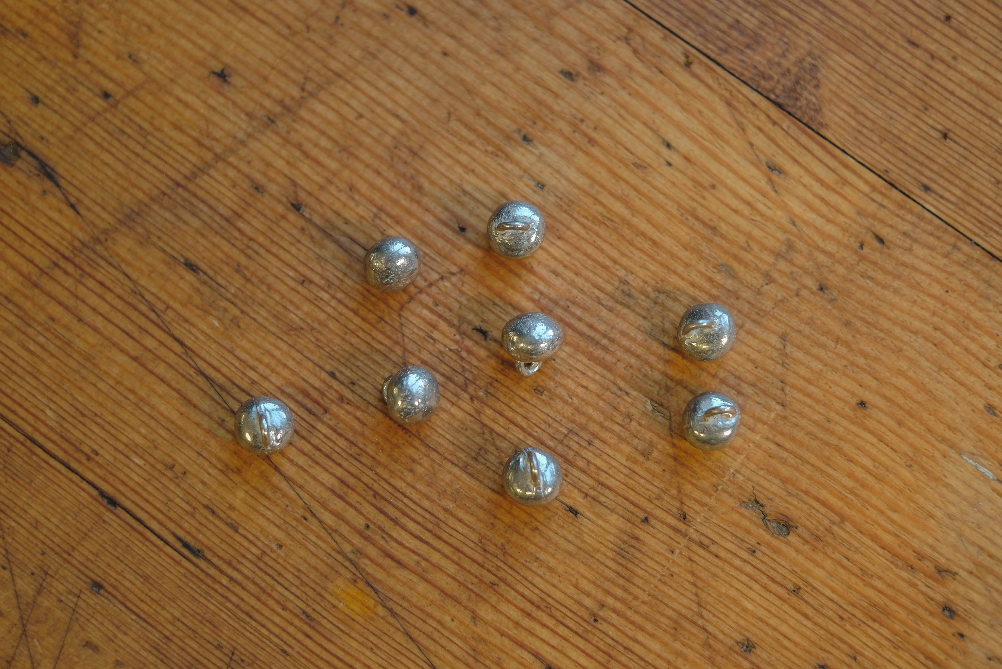Medieval tin button 3- ball 19mm