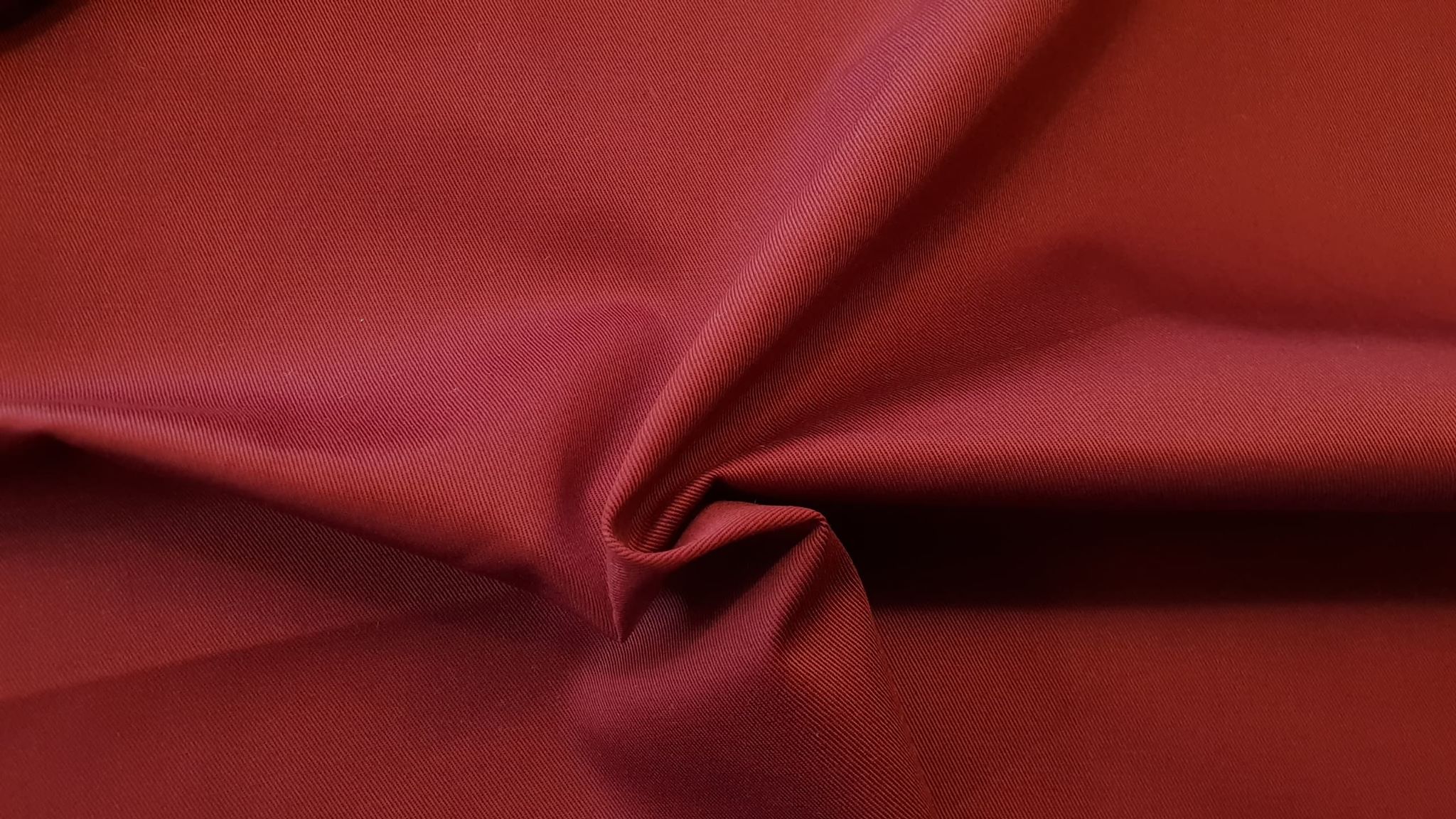 Cotton twill Gabardine-dark red