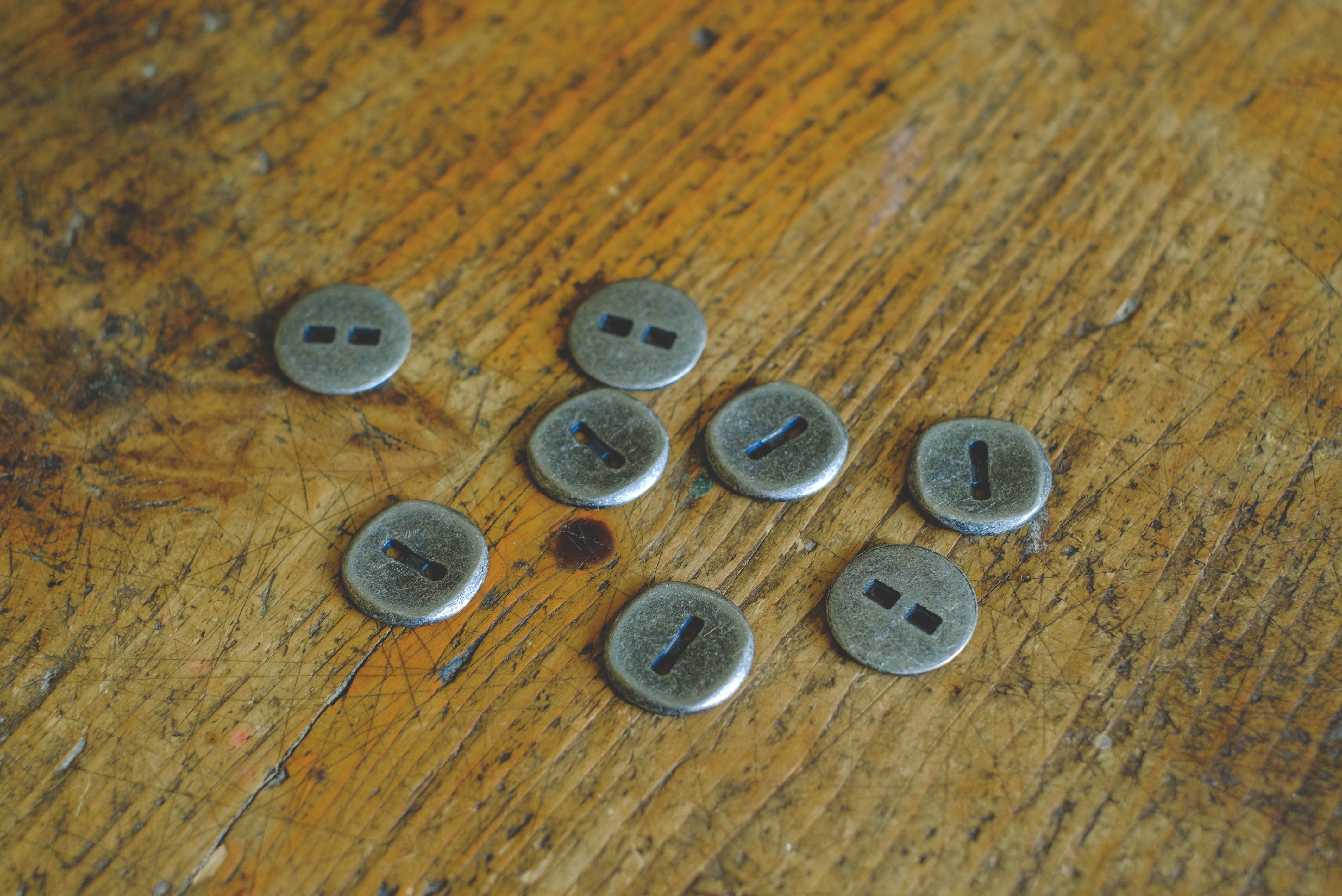 Metal button- gray 18mm