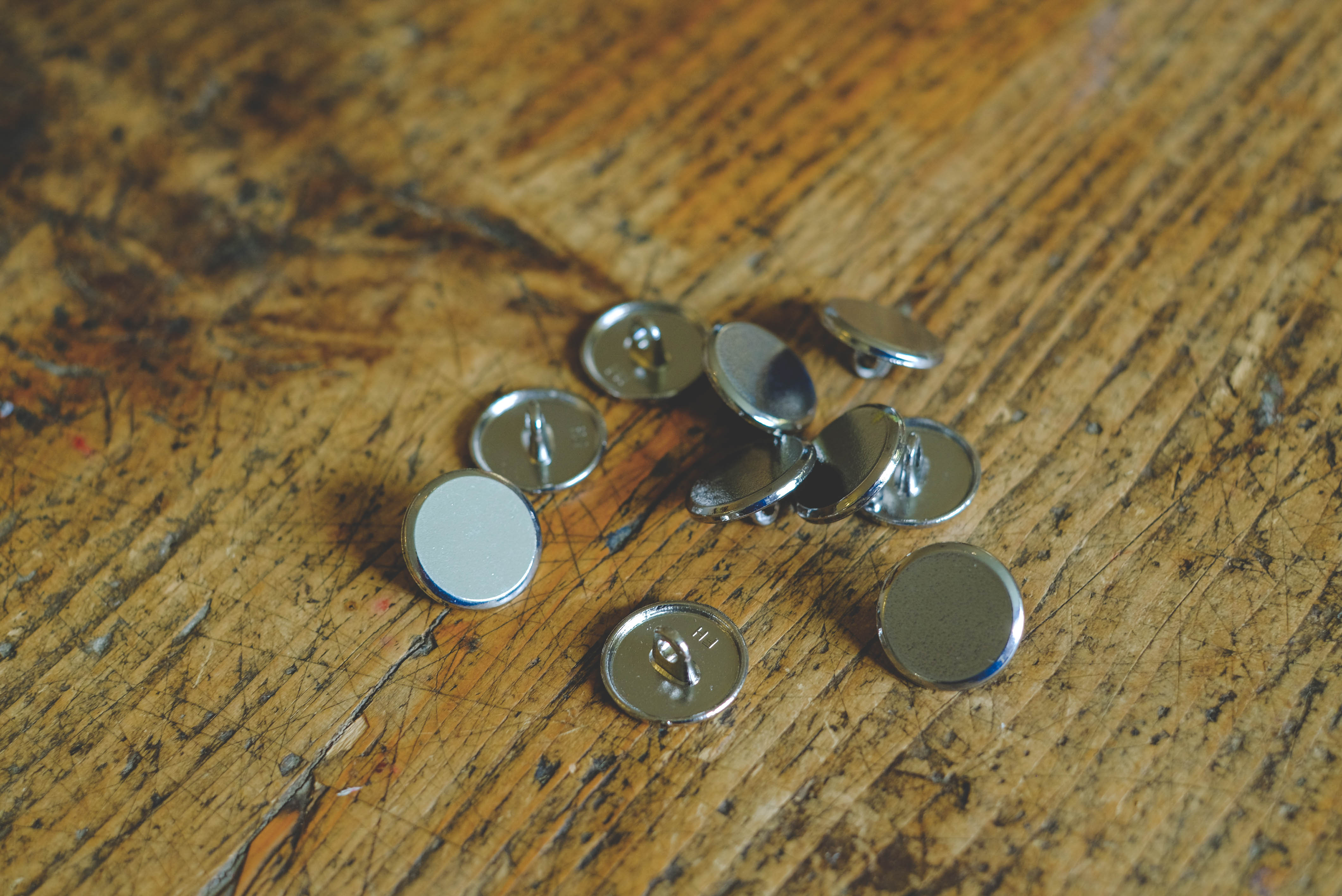 Metal button flat- silver 15mm
