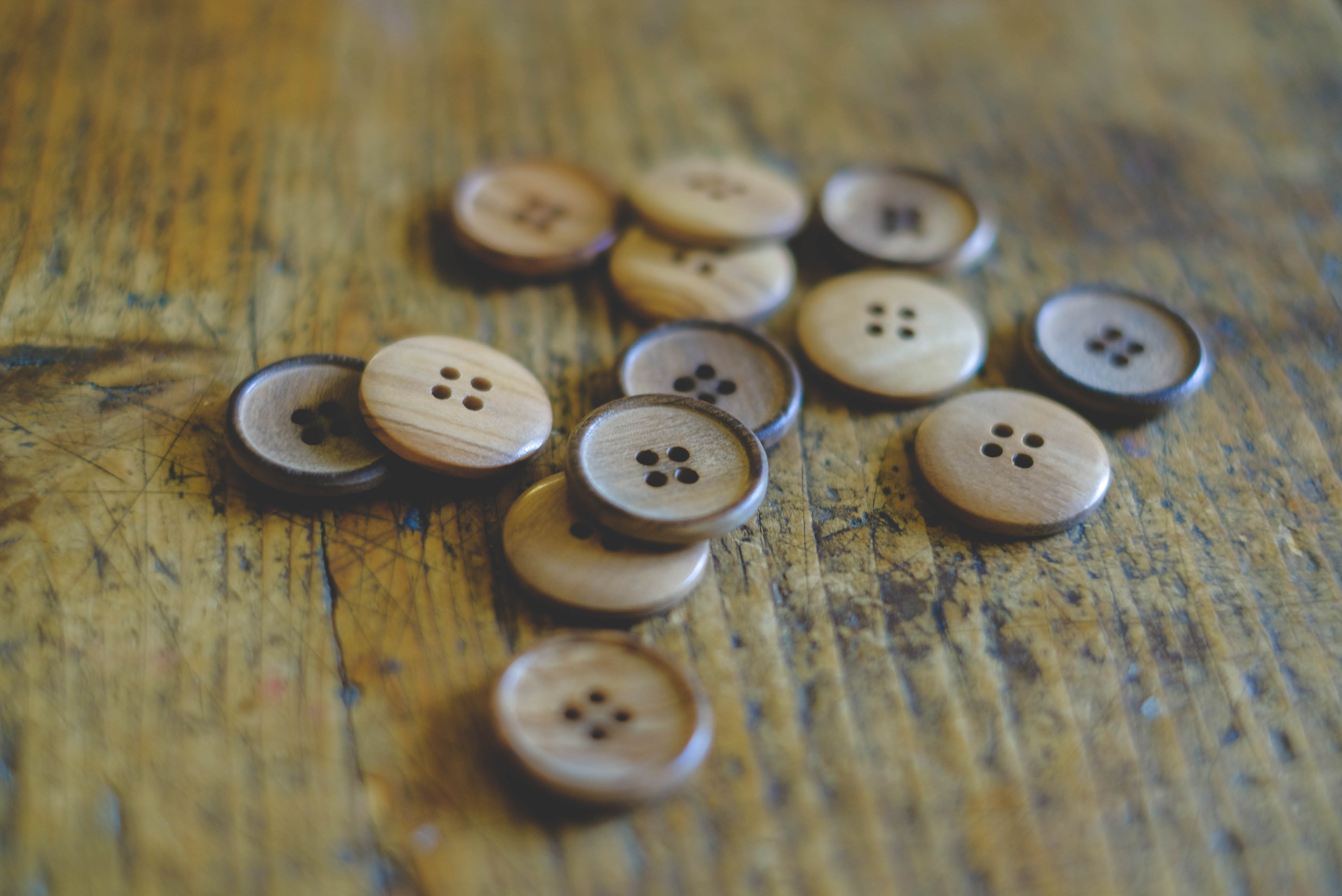 Wood button-18mm
