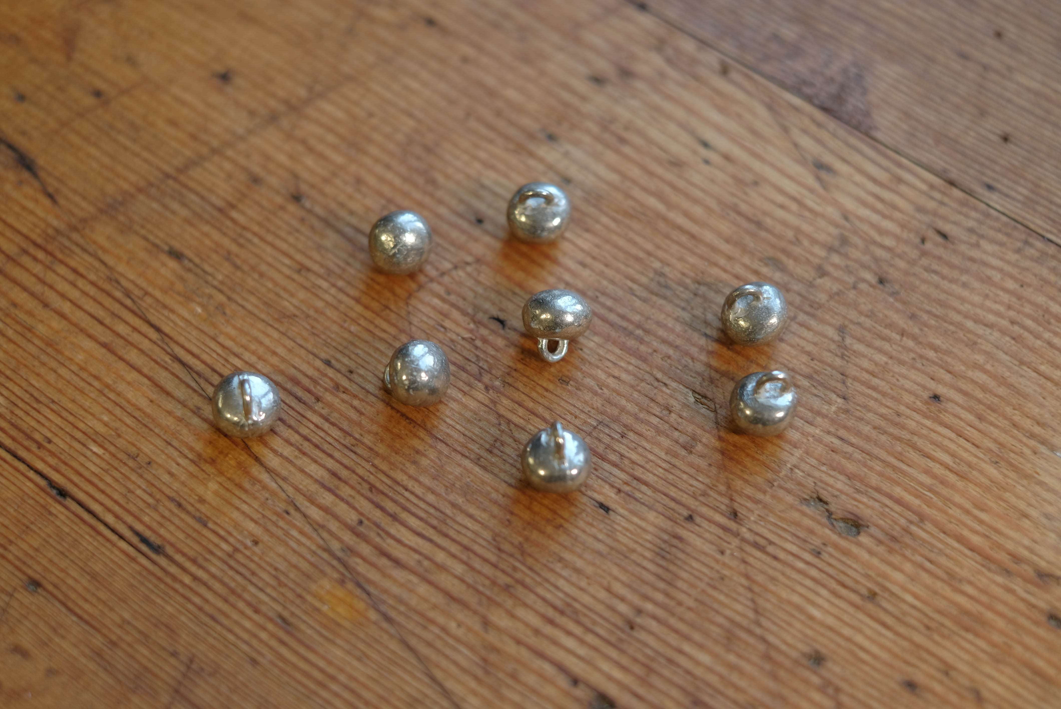 Medieval tin button 3- ball 19mm